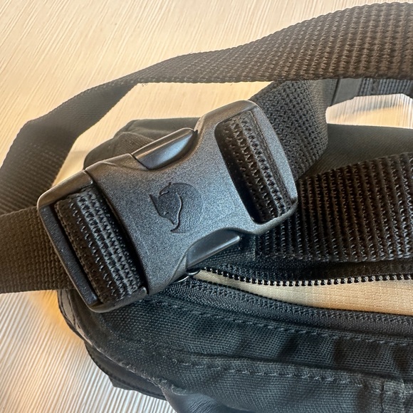 Fjallraven Kånken Black Belt Bag - Picture 6 of 8